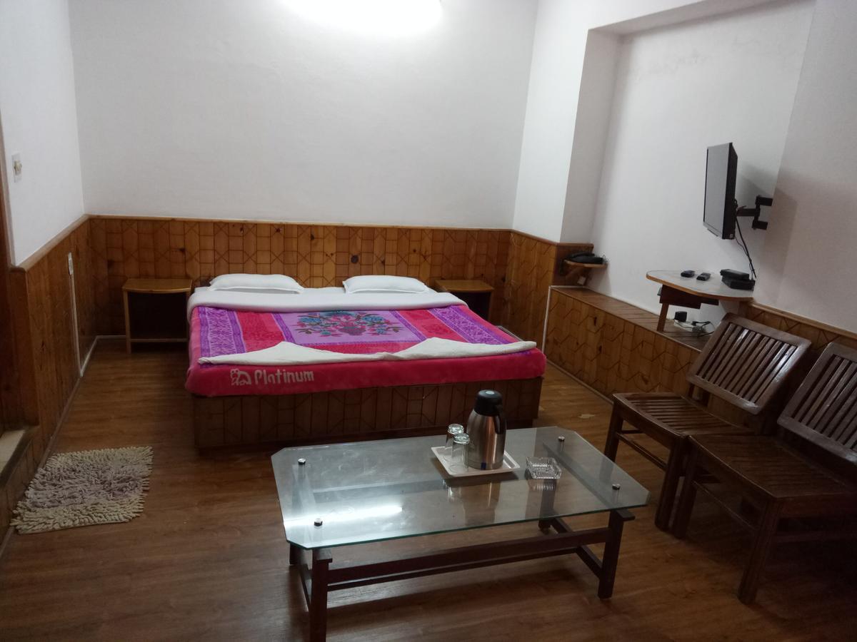 Om-Shanti Villa Manāli Zewnętrze zdjęcie