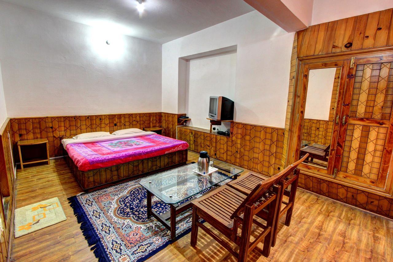 Om-Shanti Villa Manāli Zewnętrze zdjęcie
